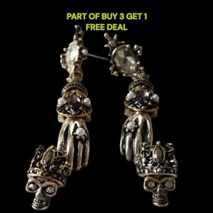 💀🦇Awesome Hand & Skull Drop Earrings Goth Halloween Metal Concert - NWOT🦇💀